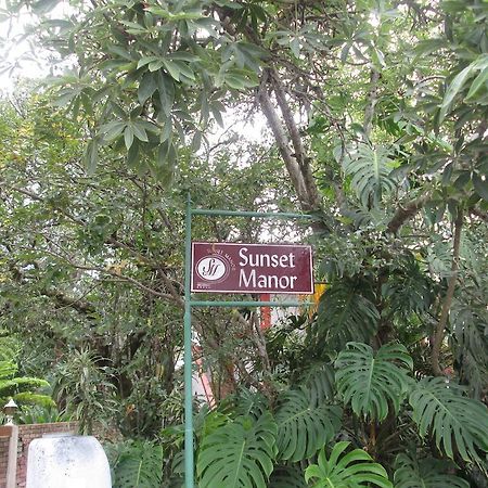 Sunset Manor Bed & Breakfast Mbombela Exterior foto