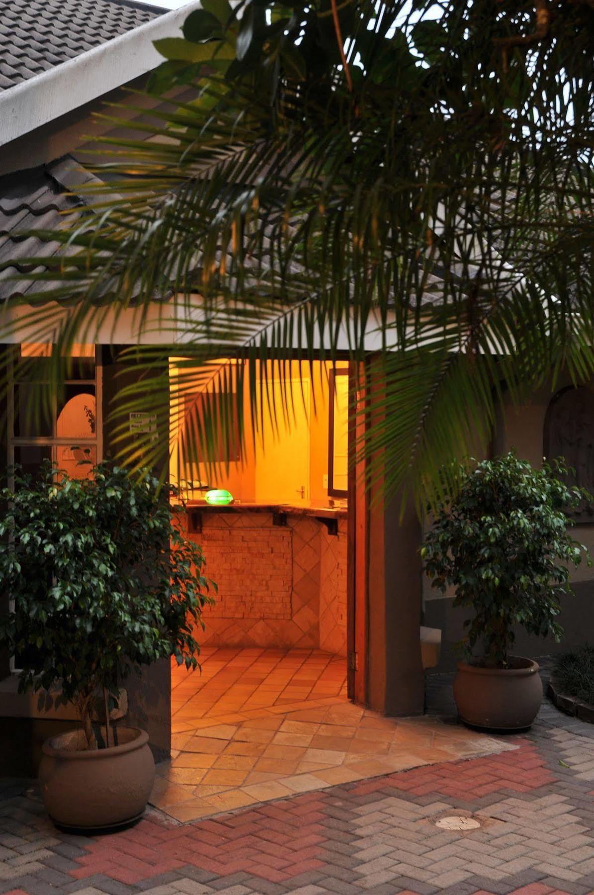 Sunset Manor Bed & Breakfast Mbombela Exterior foto